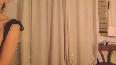 claudia172 live cam on Cam4