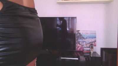 claudia172 live cam on Cam4