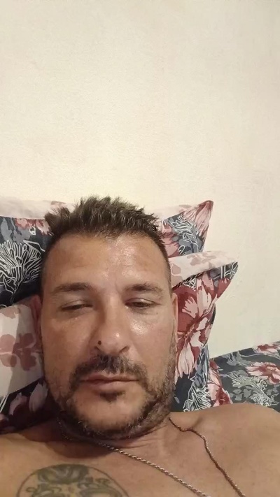 claudiosex82 live cam on Cam4