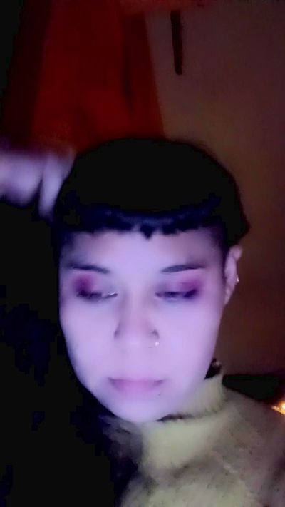 clementine29 live cam on Cam4