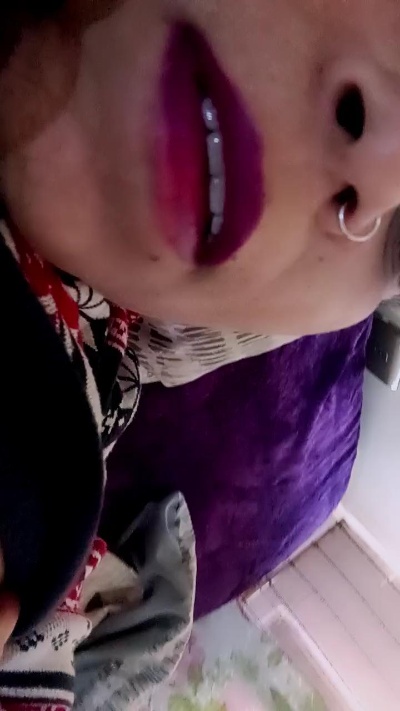 clementine29 live cam on Cam4