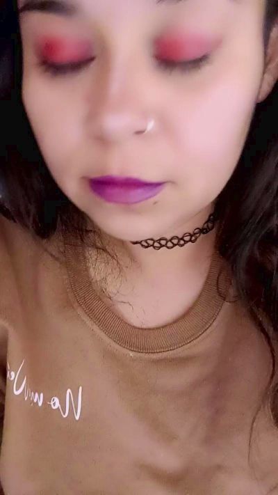 clementine29 live cam on Cam4