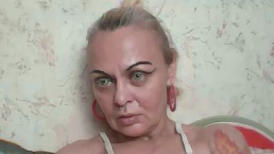 clementinehot live cam on Cam4