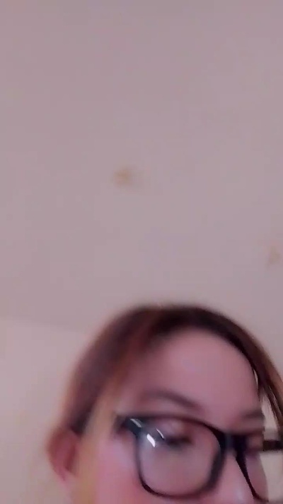 clhoe live cam on Cam4