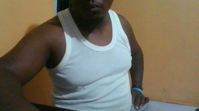 clitylo0ver live cam on Cam4