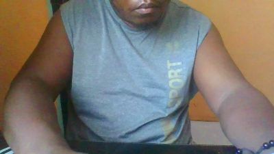 clitylo0ver live cam on Cam4