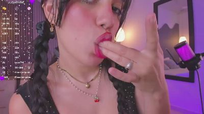 cloe_yeraldy_ live cam on Cam4