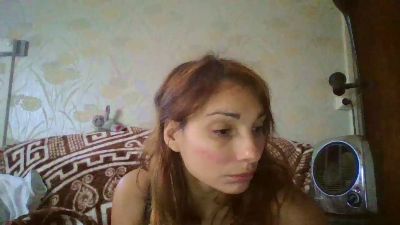 clovise233 live cam on Cam4