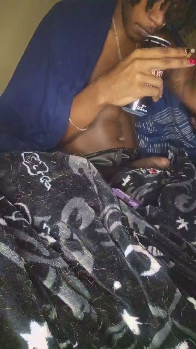 cmc28 live cam on Cam4