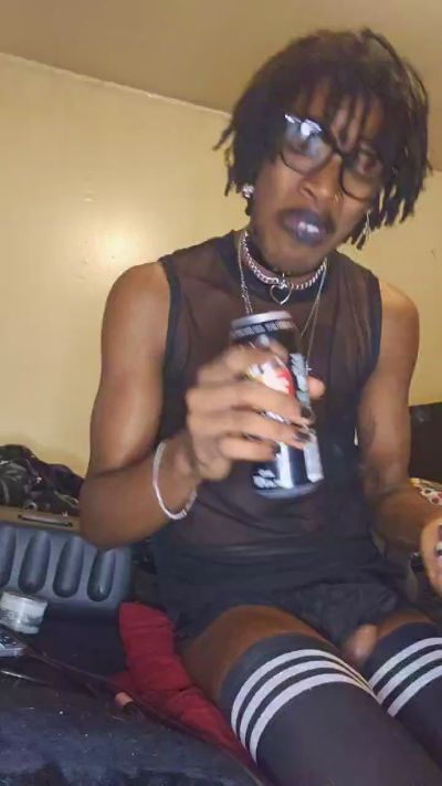 cmc28 live cam on Cam4