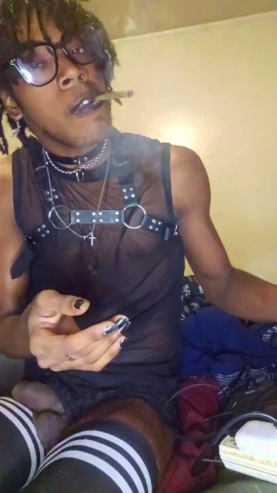 cmc28 live cam on Cam4