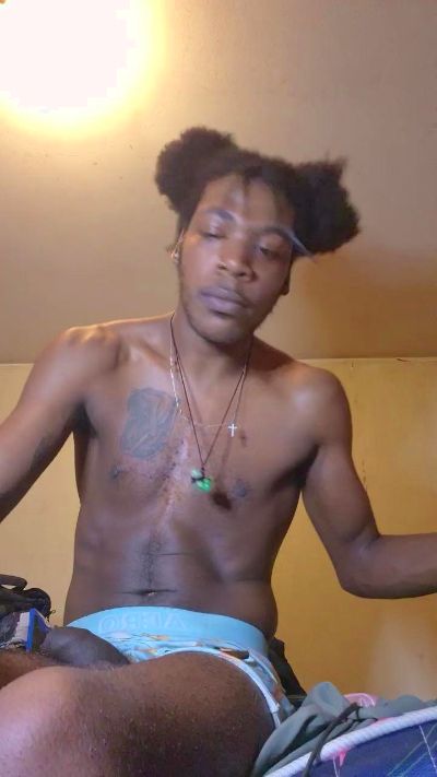 cmc28 live cam on Cam4
