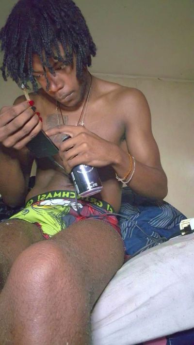 cmc28 live cam on Cam4