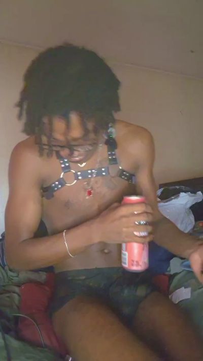 cmc28 live cam on Cam4