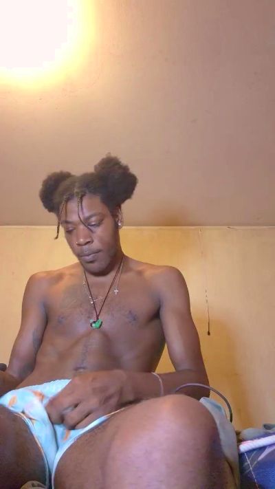 cmc28 live cam on Cam4