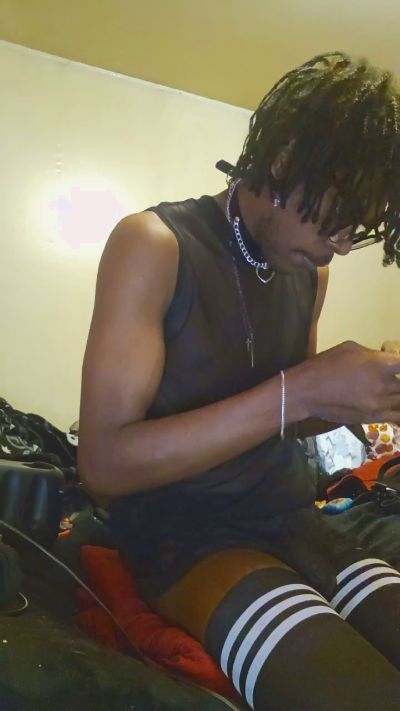 cmc28 live cam on Cam4