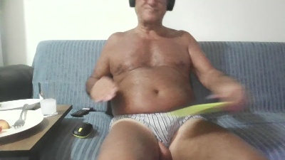 cnut482 live cam on Cam4
