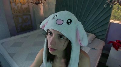 coco_channel01 live cam on Cam4