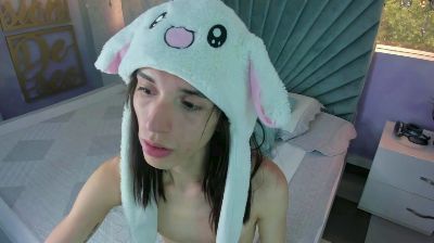 coco_channel01 live cam on Cam4