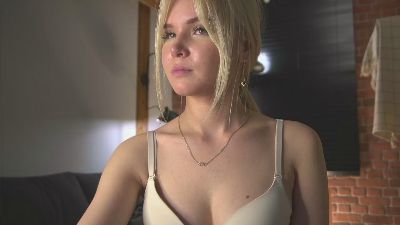 coco_schanel live cam on Cam4