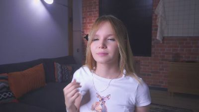 coco_schanel live cam on Cam4