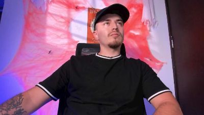 cody_lee2 live cam on Cam4