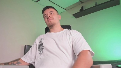 cody_lee2 live cam on Cam4