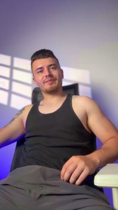 cody_lee2 live cam on Cam4