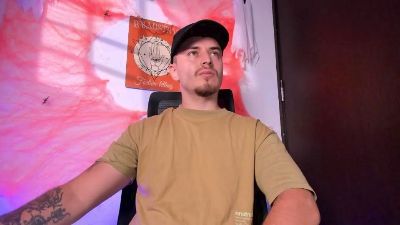 cody_lee2 live cam on Cam4