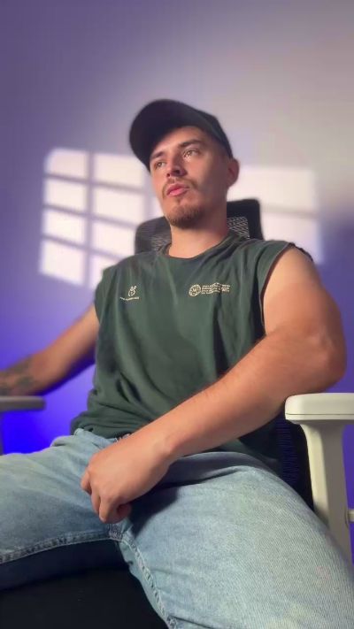 cody_lee2 live cam on Cam4