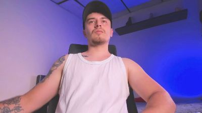 cody_lee2 live cam on Cam4