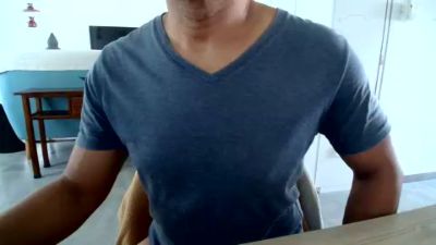 coffeee3 live cam on Cam4