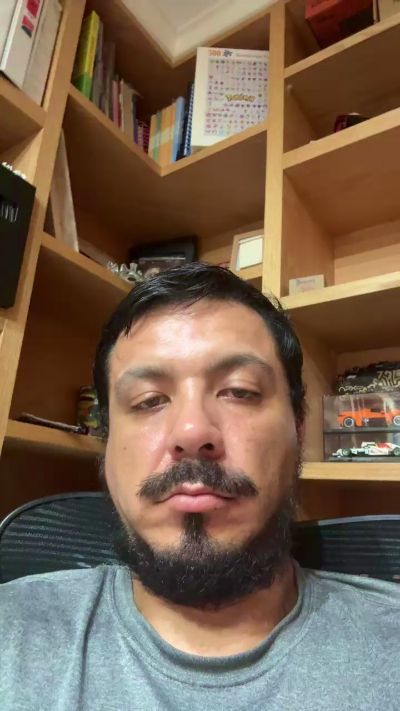 cohete92 live cam on Cam4