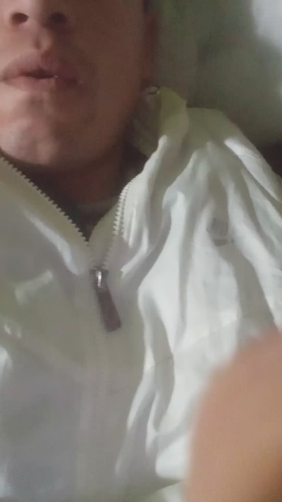 cojerycojer4 live cam on Cam4