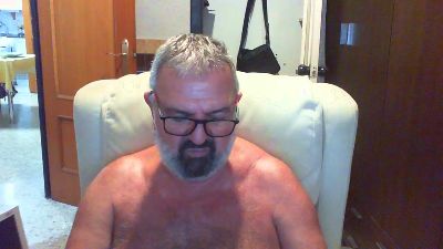 coluche3 live cam on Cam4