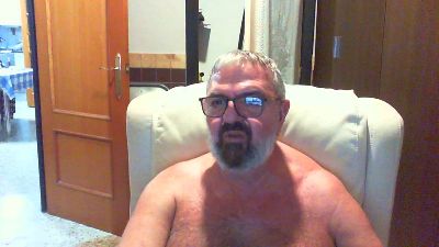 coluche3 live cam on Cam4