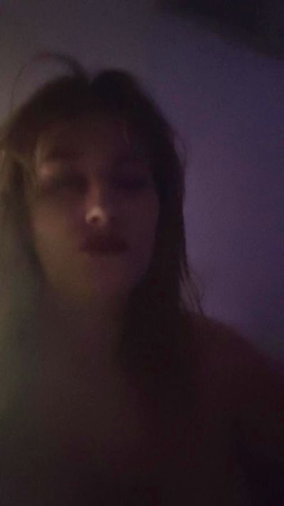 conejiitaTrans live cam on Cam4