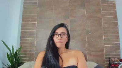 conie_jones live cam on Cam4
