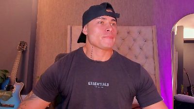 connor_smith live cam on Cam4