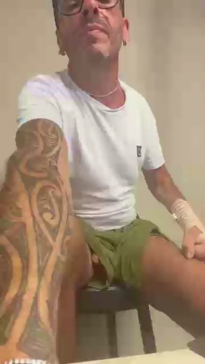 contedig28 live cam on Cam4