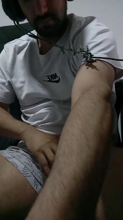 coolfriki live cam on Cam4