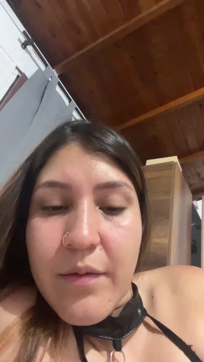 cora_2801 live cam on Cam4