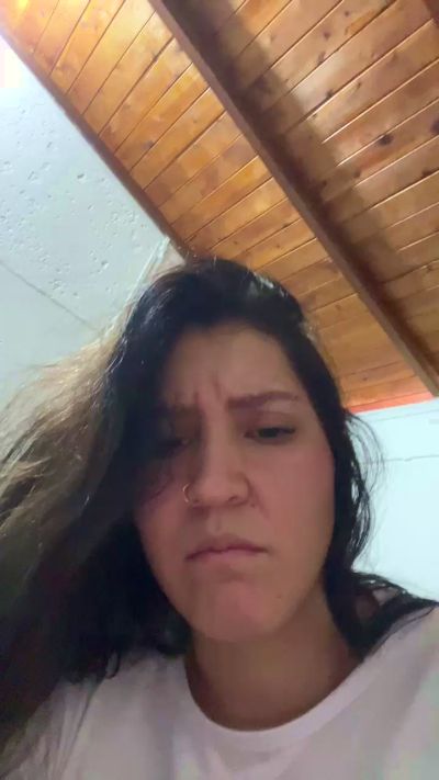 cora_2801 live cam on Cam4