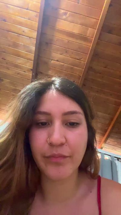 cora_2801 live cam on Cam4