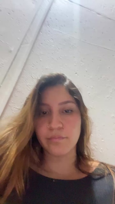 cora_2801 live cam on Cam4