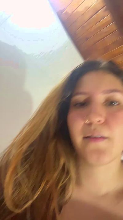 cora_2801 live cam on Cam4