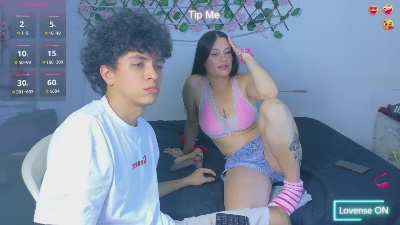 couple_energy live cam on Cam4