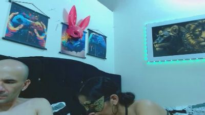 couple_hot86 live cam on Cam4