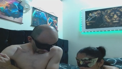 couple_hot86 live cam on Cam4