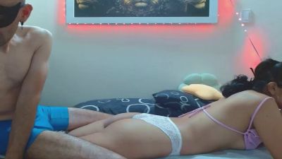 couple_hot86 live cam on Cam4